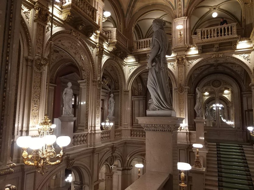 венская опера внутри
