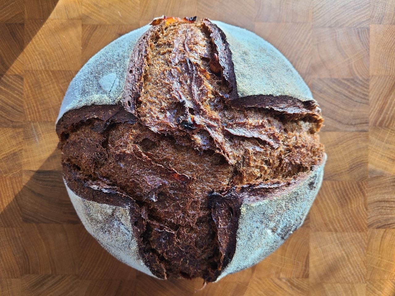 житньо-пшеничний хліб на заквасці